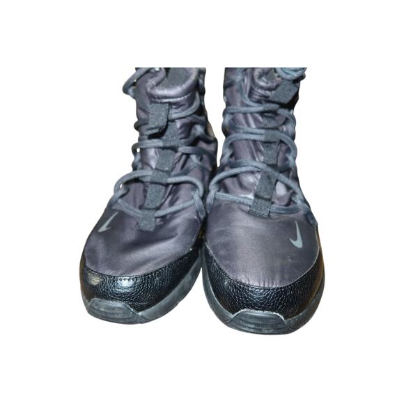 Nike Tanjun High Rise Boots Black Women's 9 - Picture 4 of 6